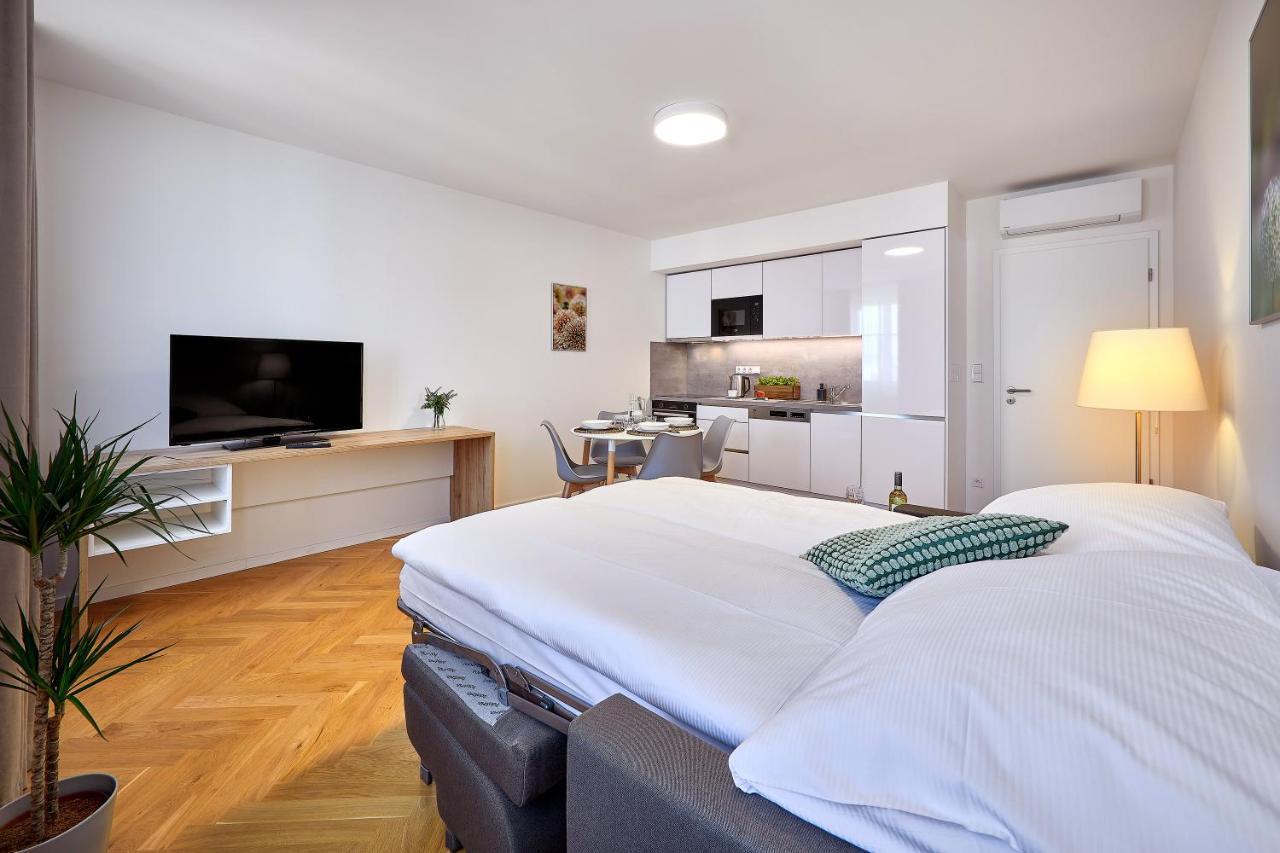 Downtown Suites Rubesova Prague Luaran gambar