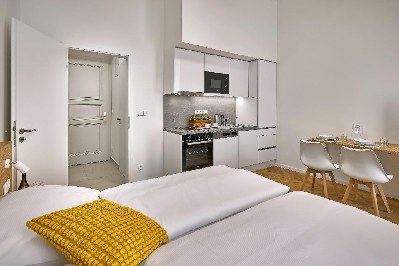 Downtown Suites Rubesova Prague Luaran gambar