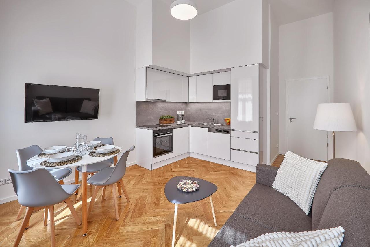 Downtown Suites Rubesova Prague Luaran gambar