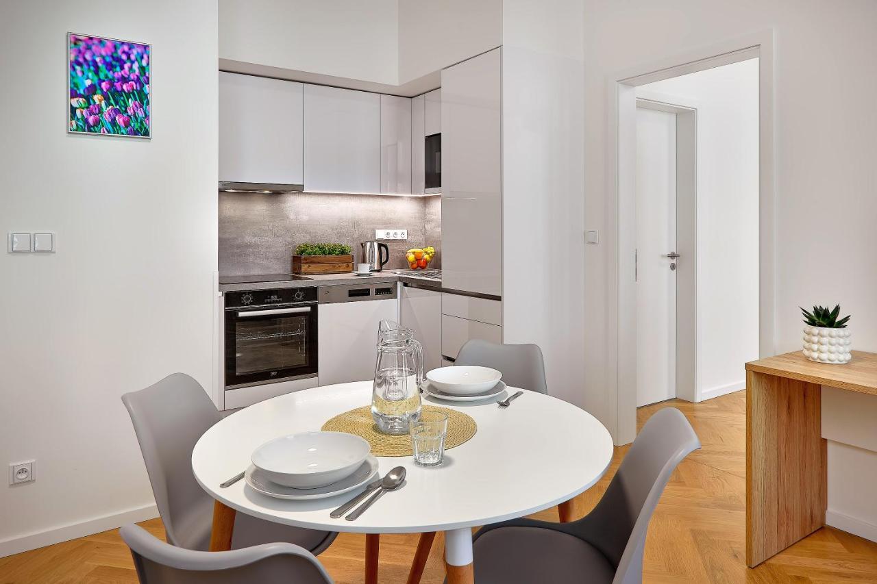 Downtown Suites Rubesova Prague Luaran gambar