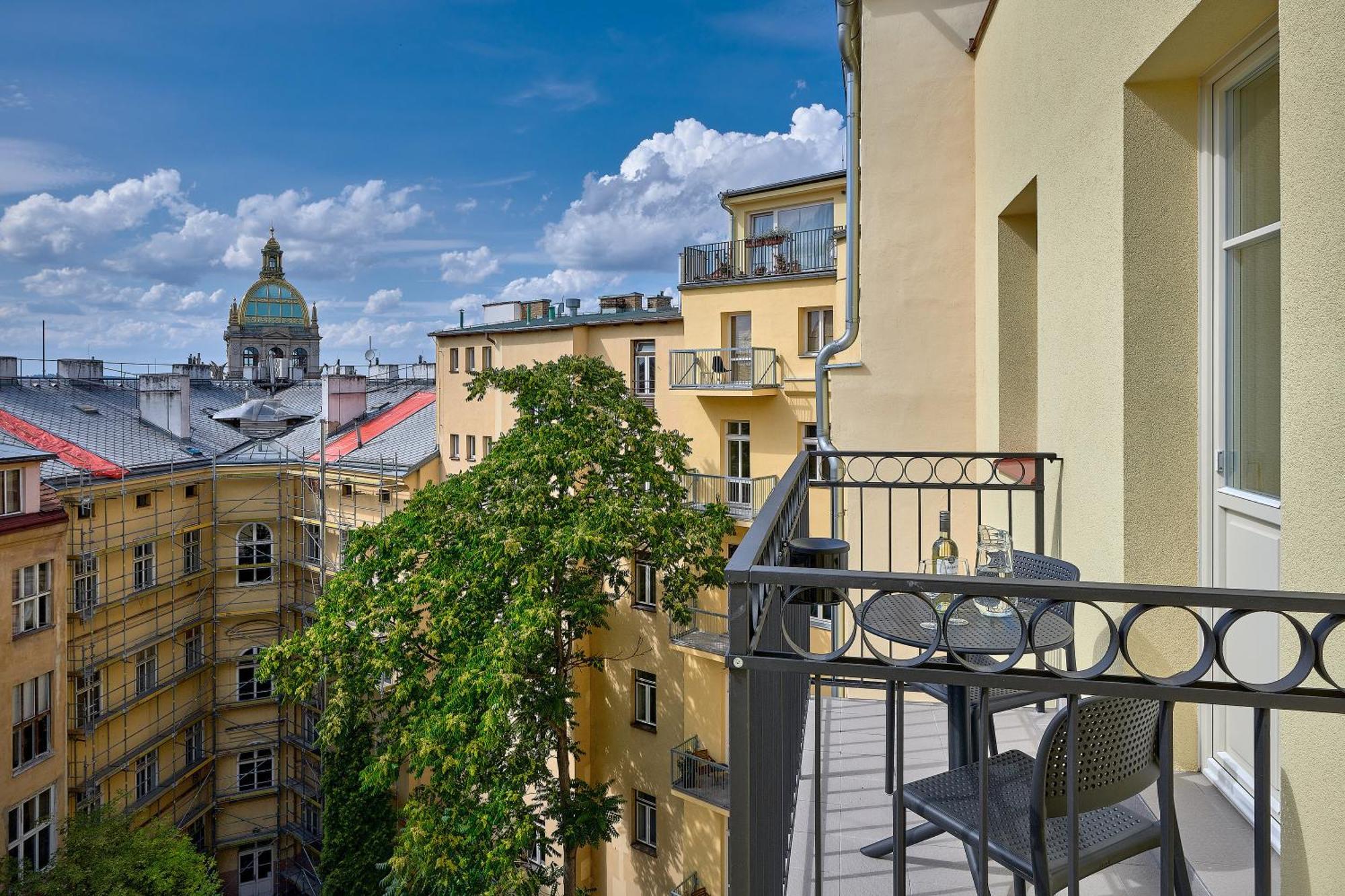 Downtown Suites Rubesova Prague Luaran gambar